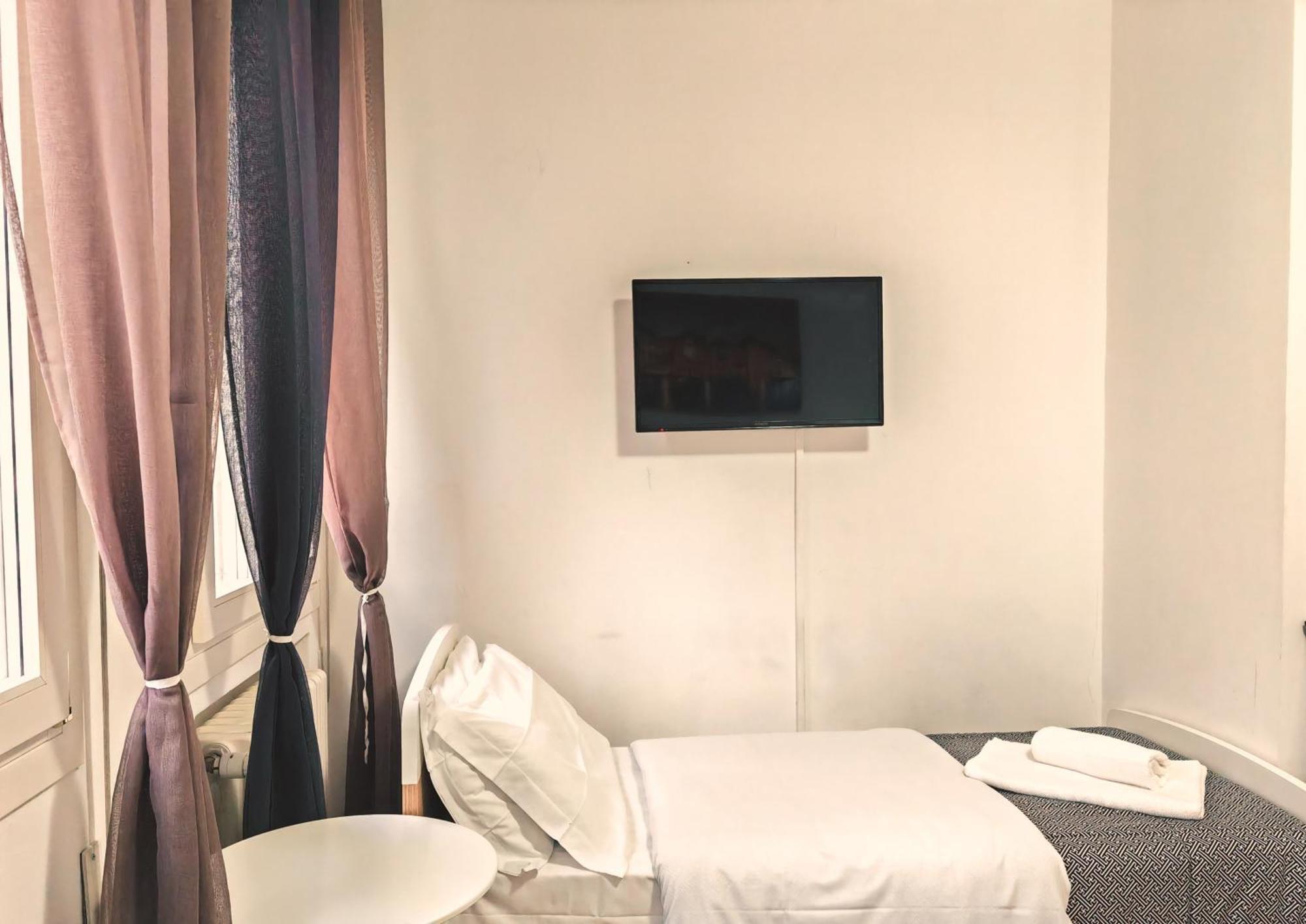 Guest house Goldmine 1 *